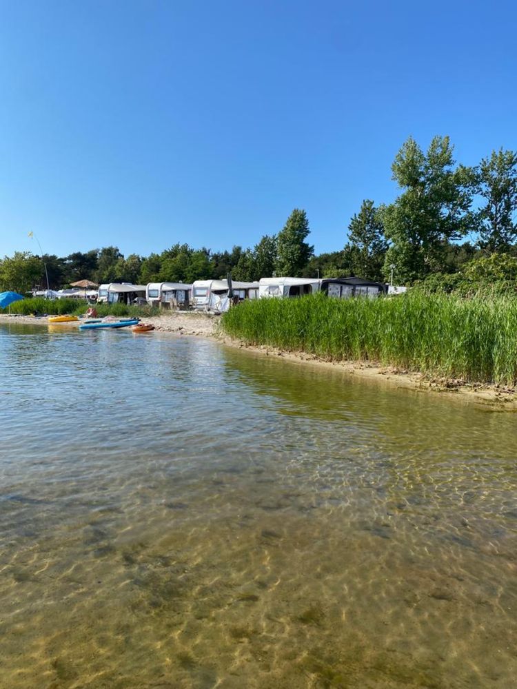 Dethleffs Nomad 730 FKR z pięknym miejscem w Chałupach (na Helu)