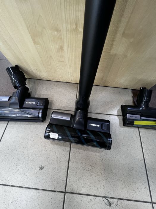Пилосос акумуляторний Samsung VS0B75ACR5