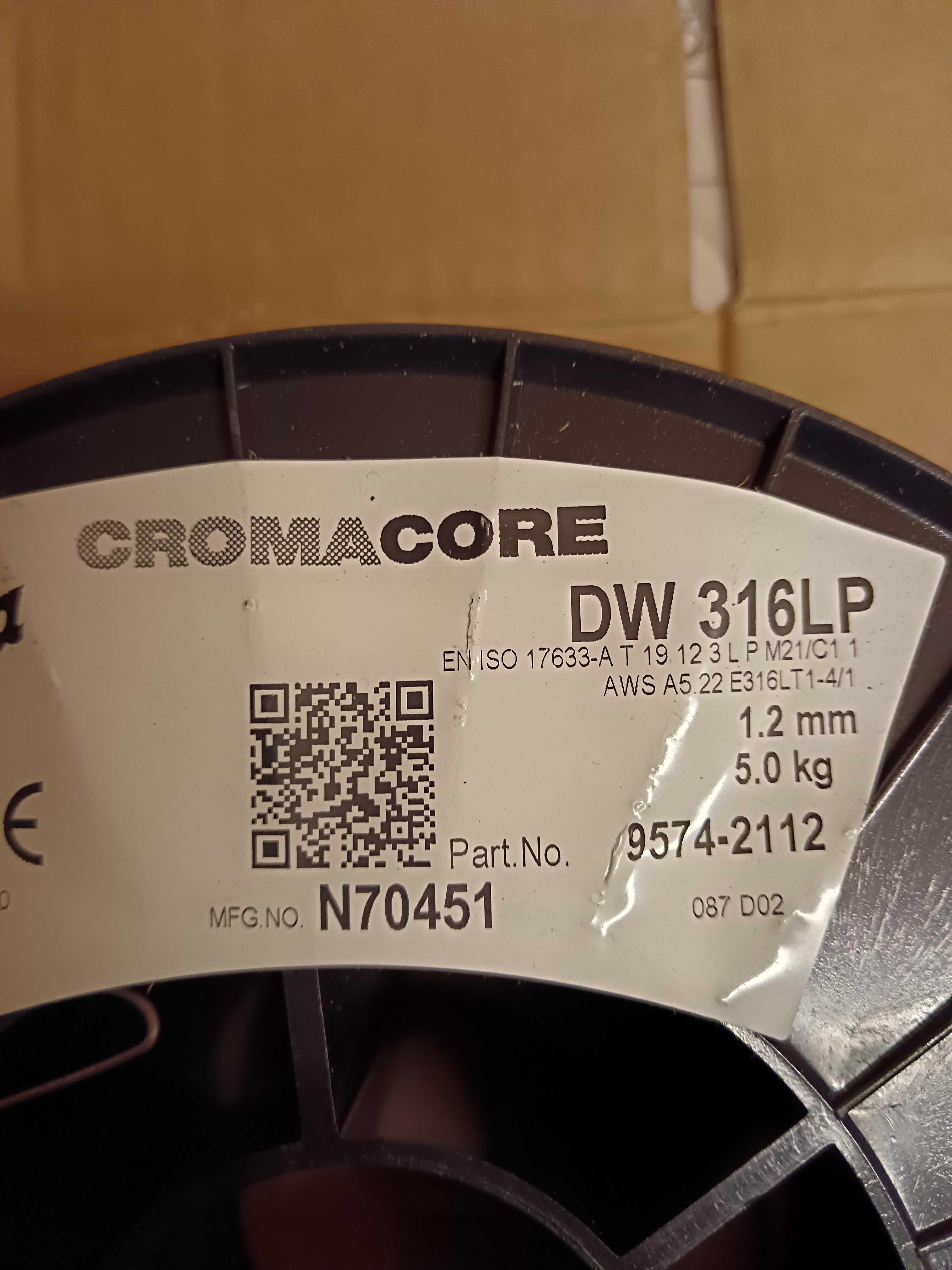 Проволока сварочная НЖ и черная флюсовая, DW 316 LP, DW 309 LP.