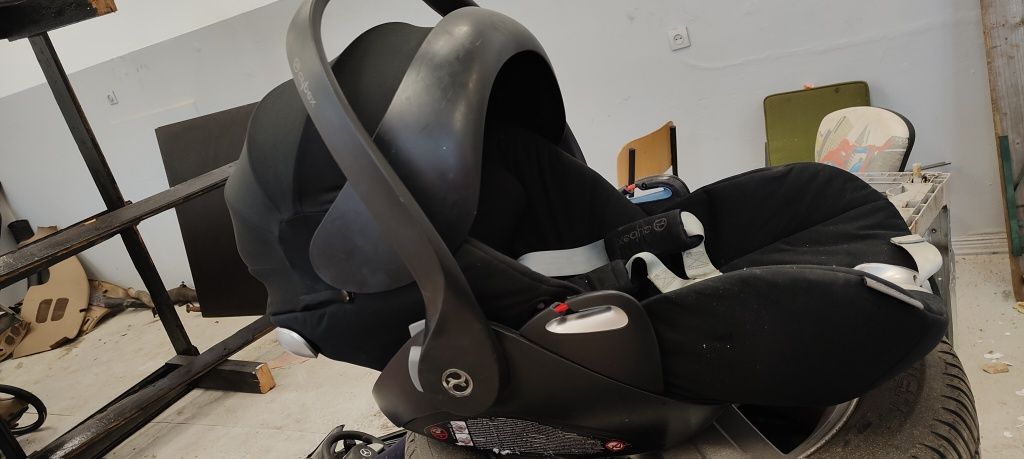 Nosidlo fotelik Cybex Cloud Q + baza isofix