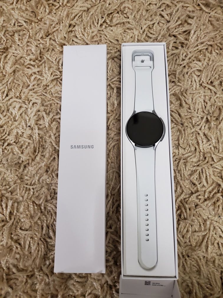 Смарт часы Samsung galaxy Watch 5 44 mm