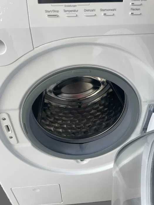 Pralka Miele WKF 110 WPS, 8 kg, 1400 obr/min, A+++