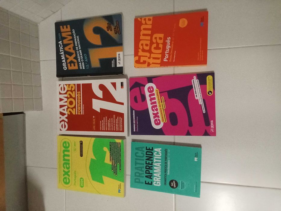 Livros de preparação Exame de Português 12º ano