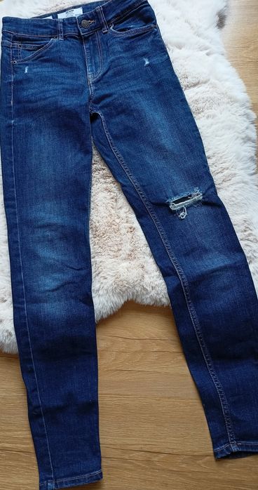 Spodnie w idealnym stanie Bershka