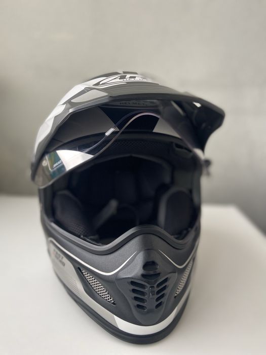 Capacete Arai Tour X4 com Intercomunicador
