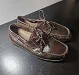 Sapatos de vela mocasines marca Alex
N 44 couro pele natural
Altíssimo