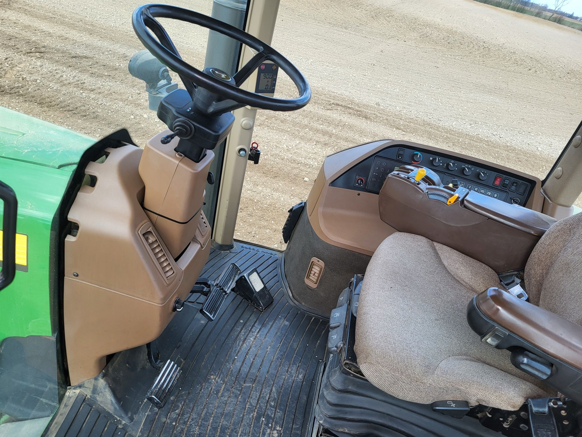 John deere 8220 premium powerschift 2006 rok