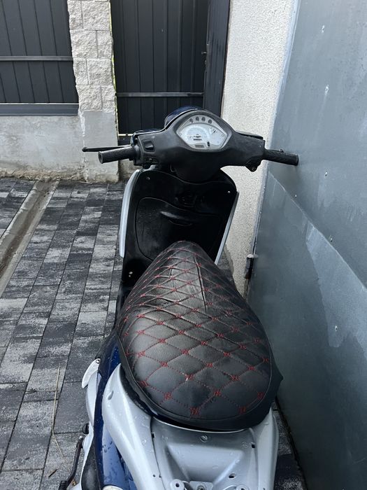 Скутер piaggio liberti