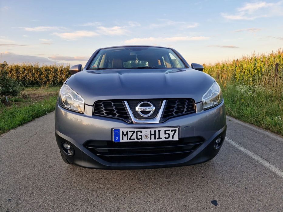 Nissan Qashqai Nissan Quashqai 2.0 benzyna Niemcy manual świeżo sprowadzone