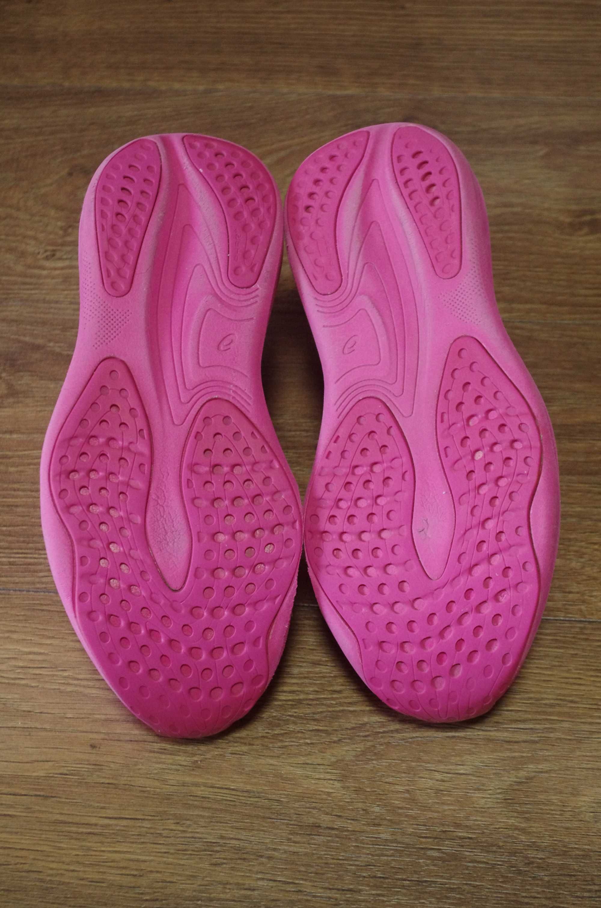 Кроссовки Asics Gel Nimbus 25 оригінал дуже гарний стан бігові легкі