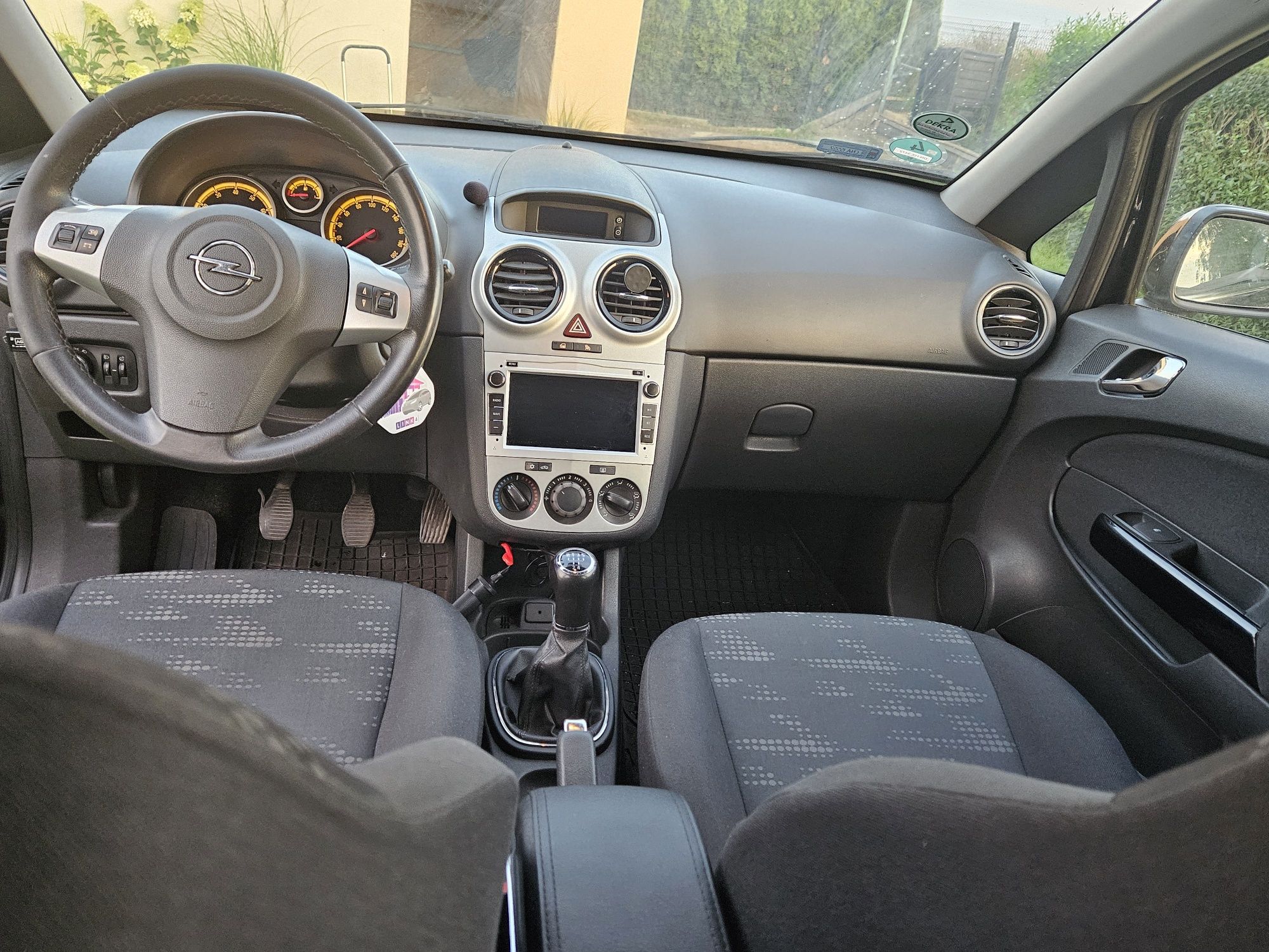 Opel corsa 1,2 ben+gaz, klimatyzacja, wersja poliftowa