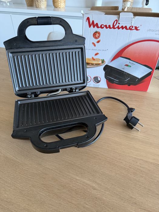 Sanduicheira Moulinex ultracompact