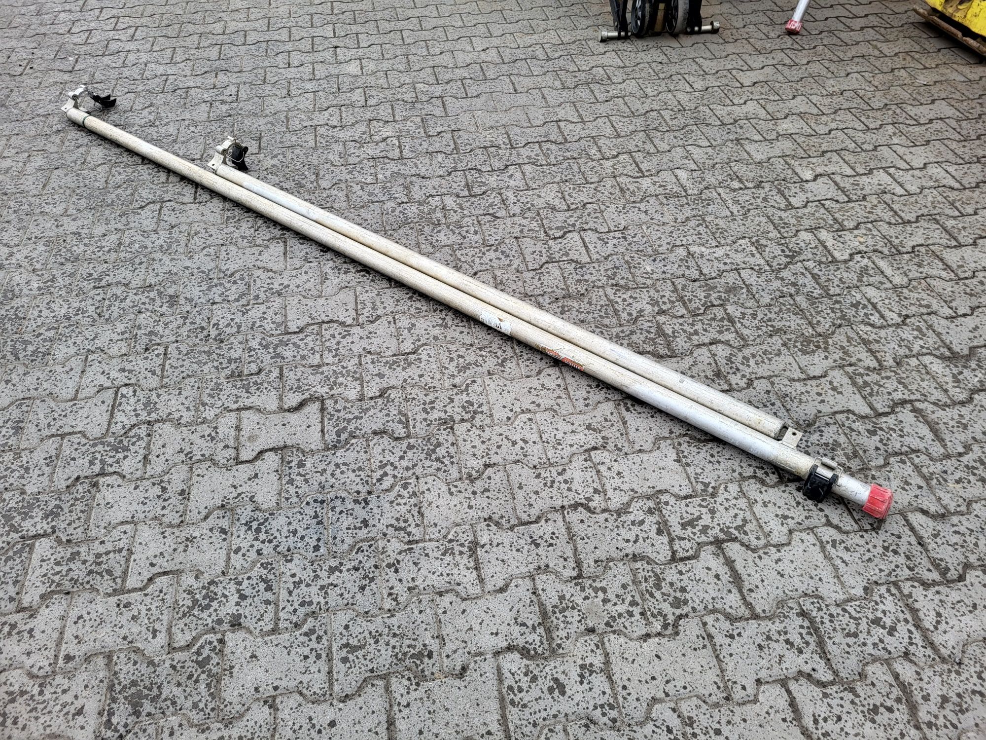 Podpory ramy regulowane do rusztowania Altrex