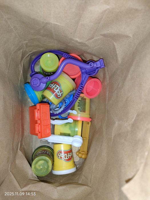 Oddam za darmo zabawki mix