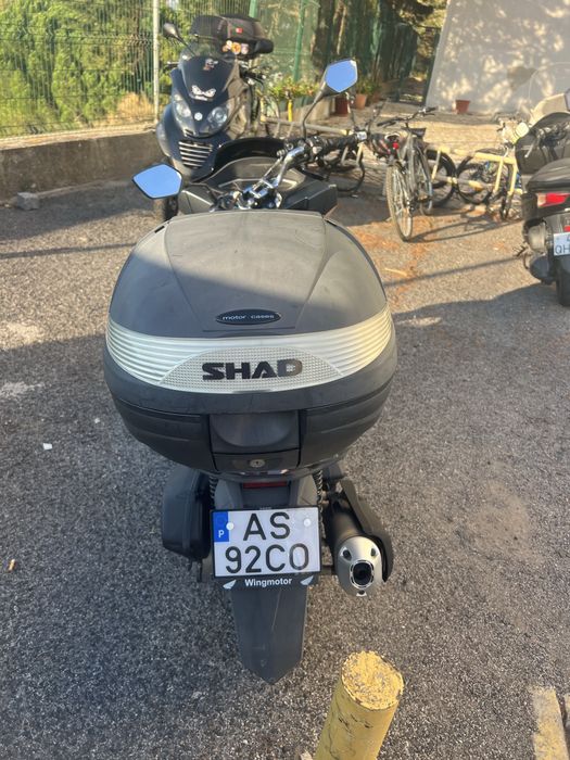 Honda pcx em muito bom estado ! Economica perfeita para a cidade