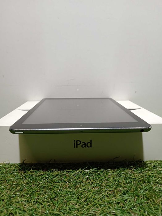 Apple iPad Air A1474 Gray (16 ГБ/Bat 81%) (2)