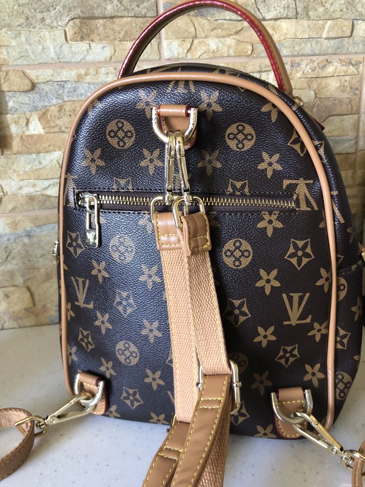 Сумка рюкзак в стиле Louis Vuitton