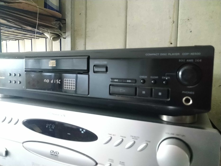 CD-проигрыватель Sony Cdp-Xe 500, ПУЛЬТ!!!