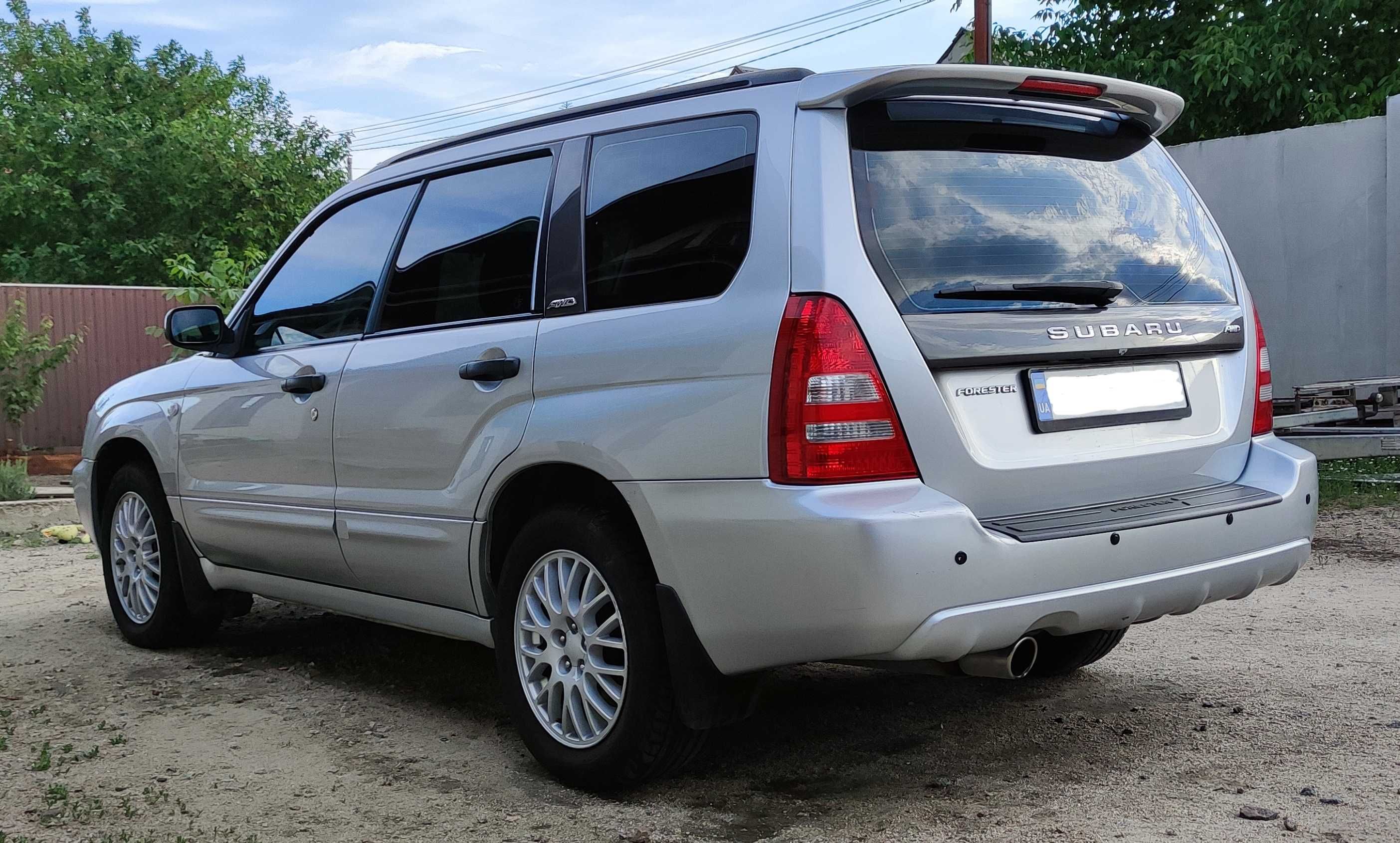 Продам автомобиль Subaru Forester SG5 2004г.  2.0 Turbo (без вложений)