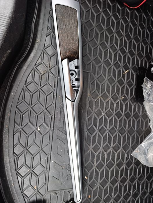 Ручка задніх лівих дверей Ford Fusion USA 2012-2016