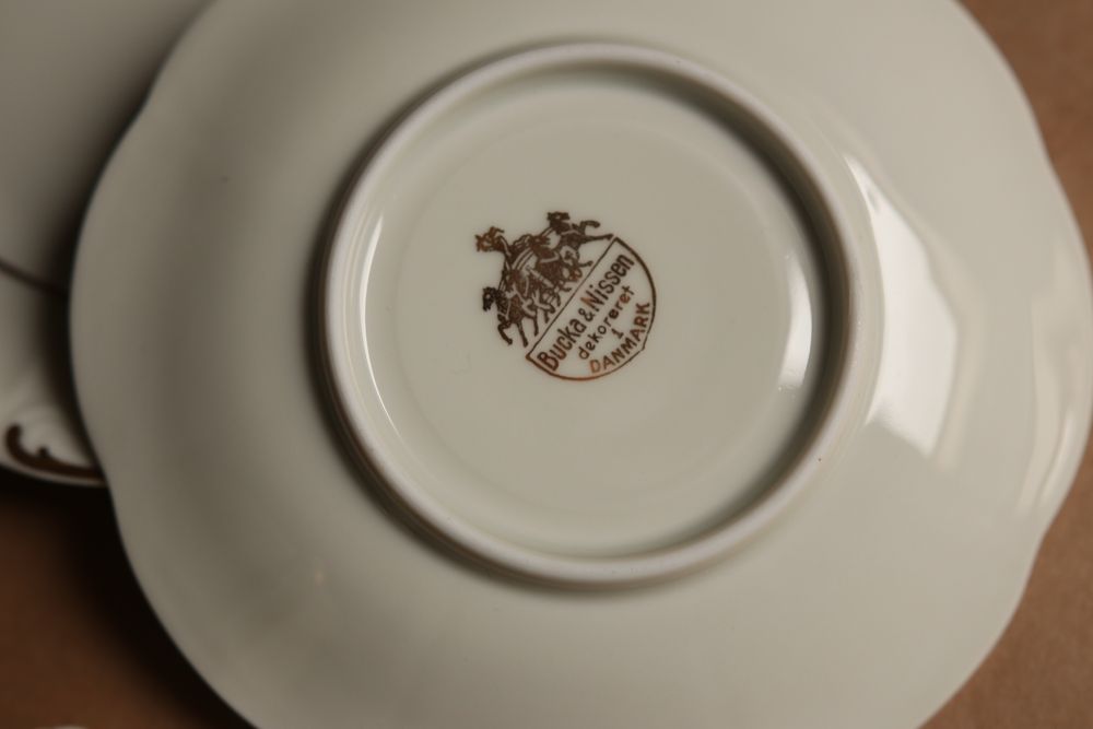 Serwis dla 9 osób porcelana Antoinette Bucka & Niessen