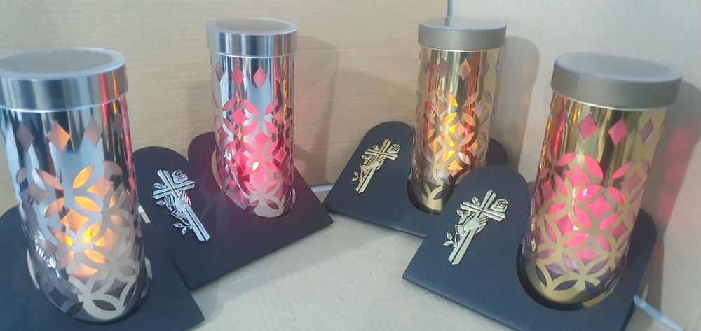 Лампадка Solar на сонячній панелі батареї