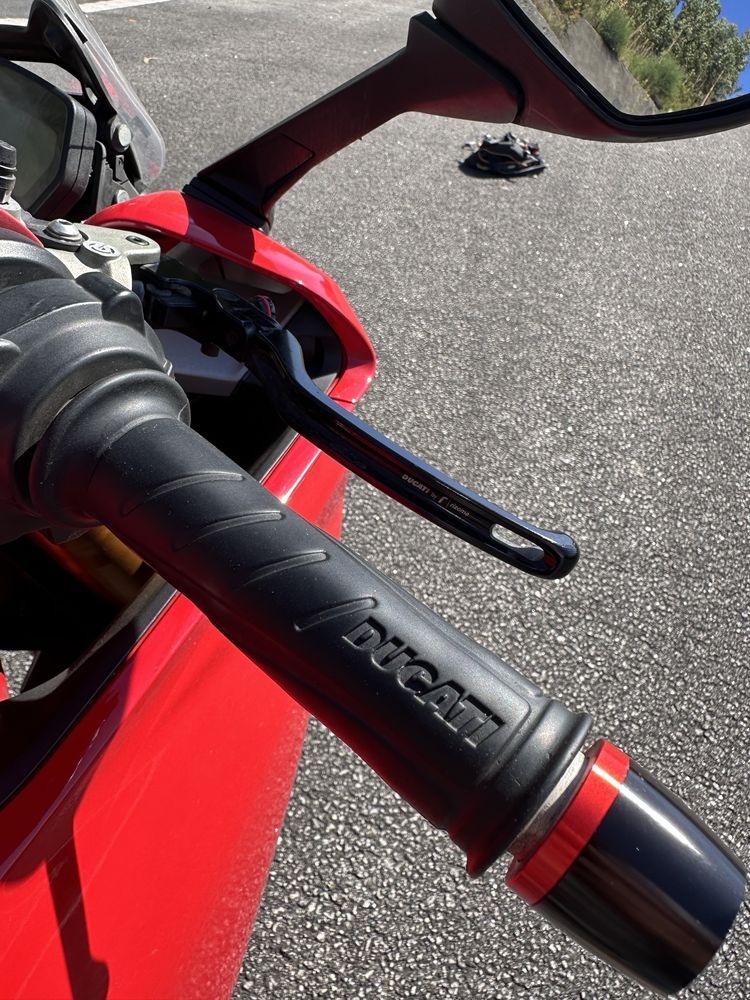Ducati Supersport S