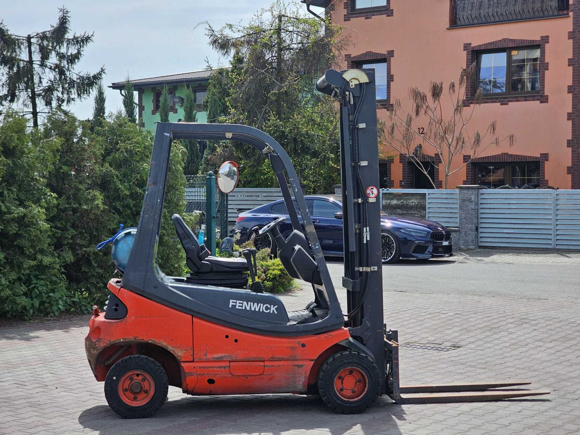 Wózek widłowy Linde H18T-03 LPG Triplex 2001r
