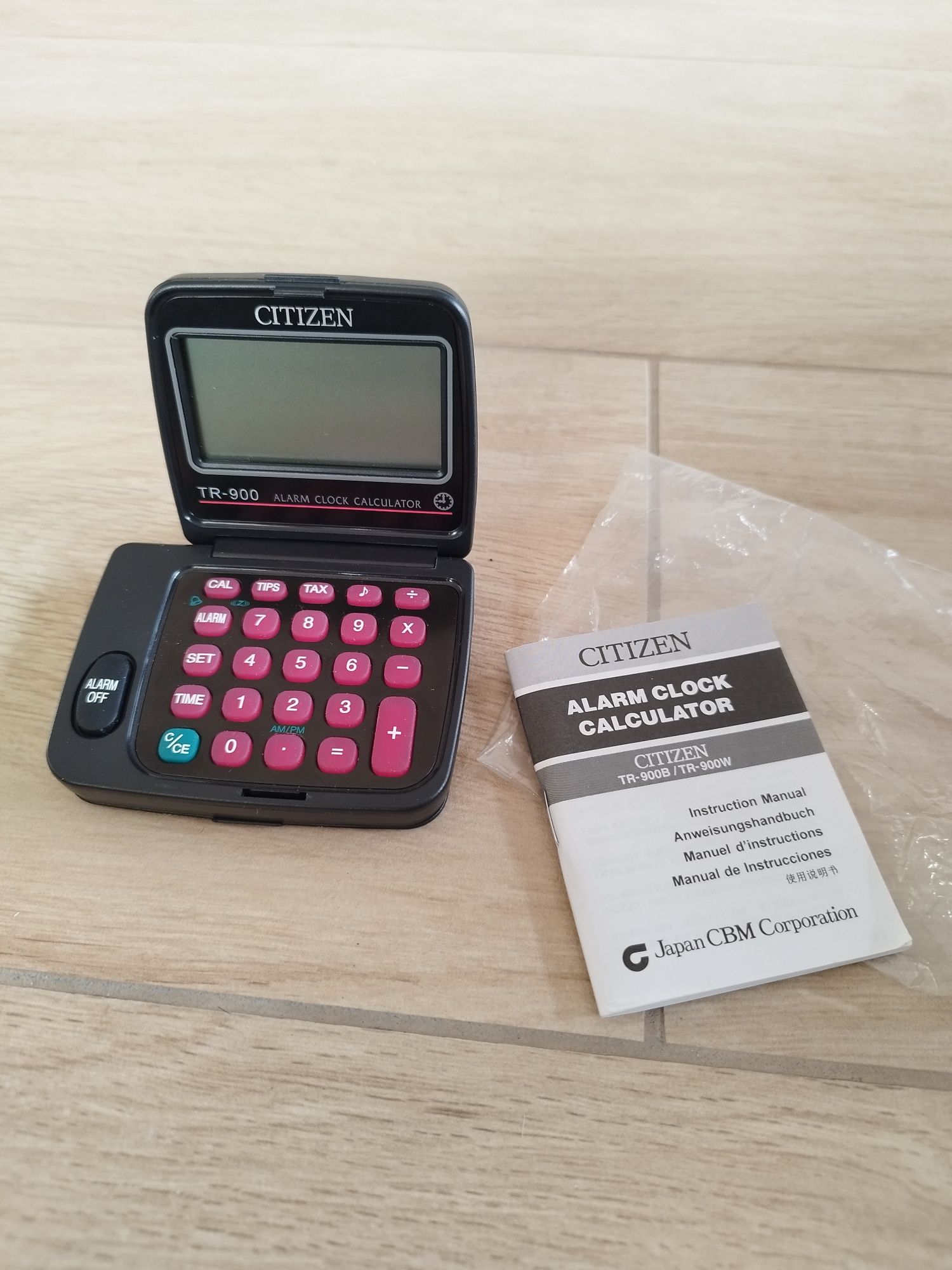 Kolekcjonerski kalkulator Citizen TR-900