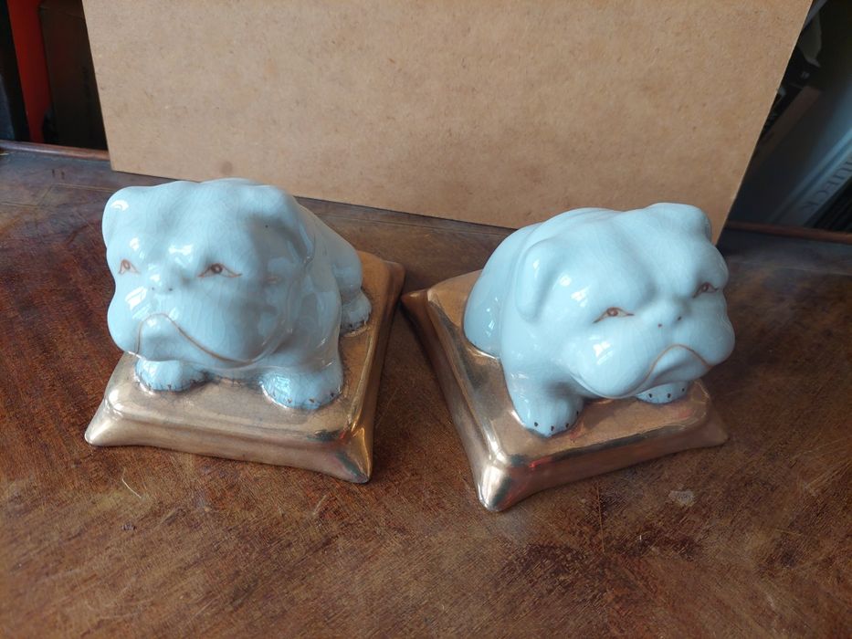 Esculturas porcelana buldog