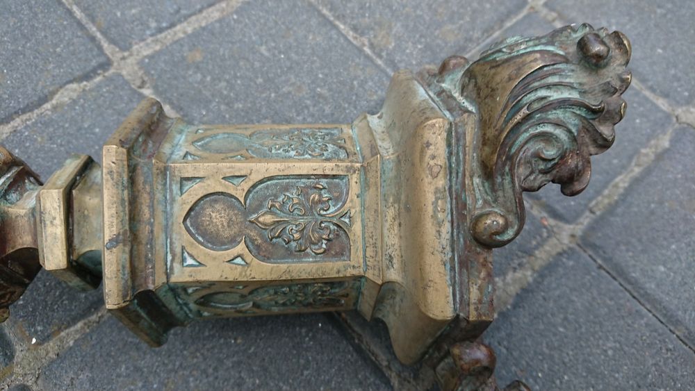 Продам підсвічник старий.