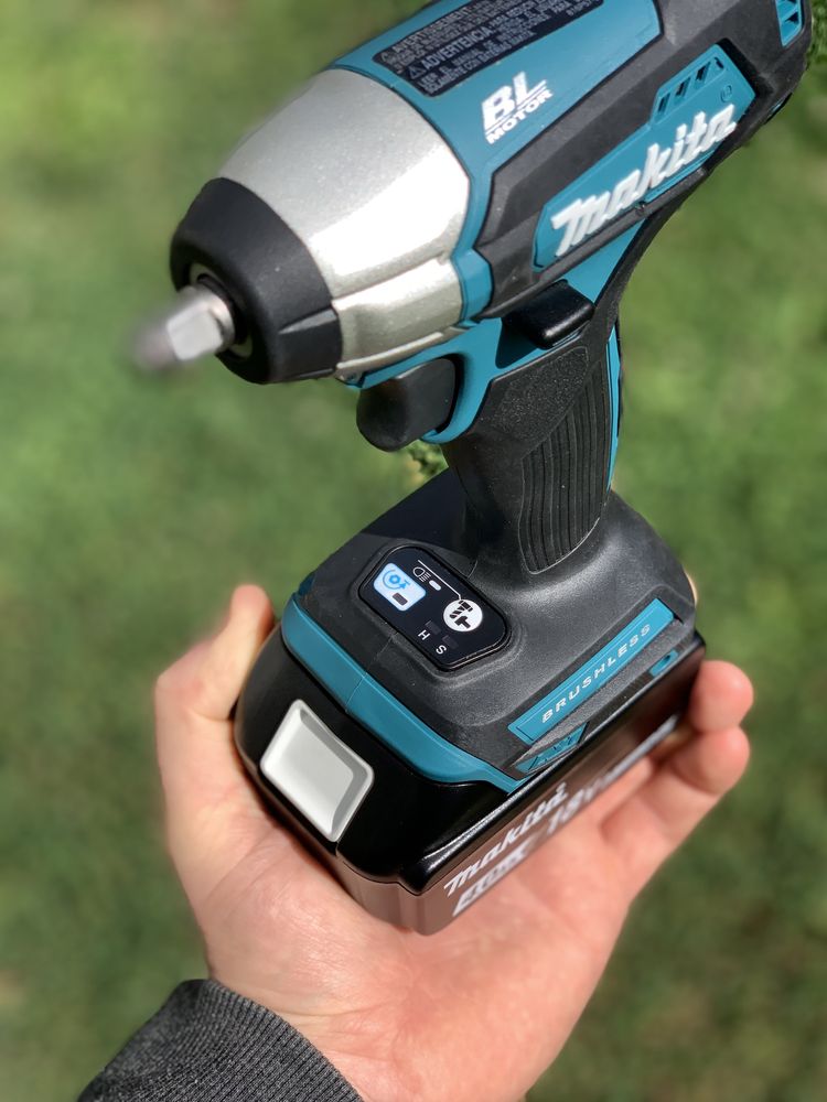 ГАЙКОВЕРТ Makita 18V. Ударний Гайковерт Квадрат 3/8 Оригінал USA