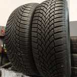 215/65/17 Sprzedam parę opon zimowych Bridgestone