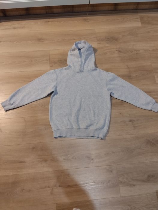 Szara bluza z kapturem 146/152 bawełna 75%