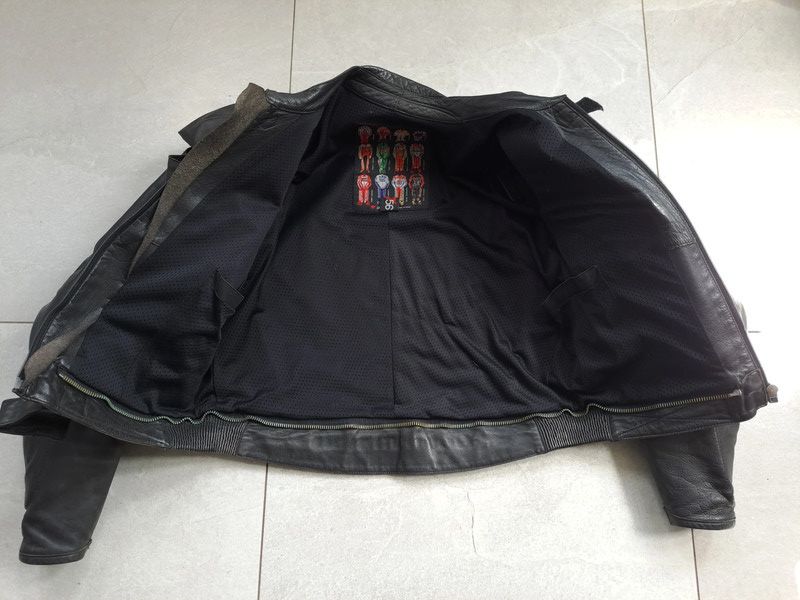 Komplet motocyklowy Dainese skórzany kurtka + spodnie z ochroniaczani