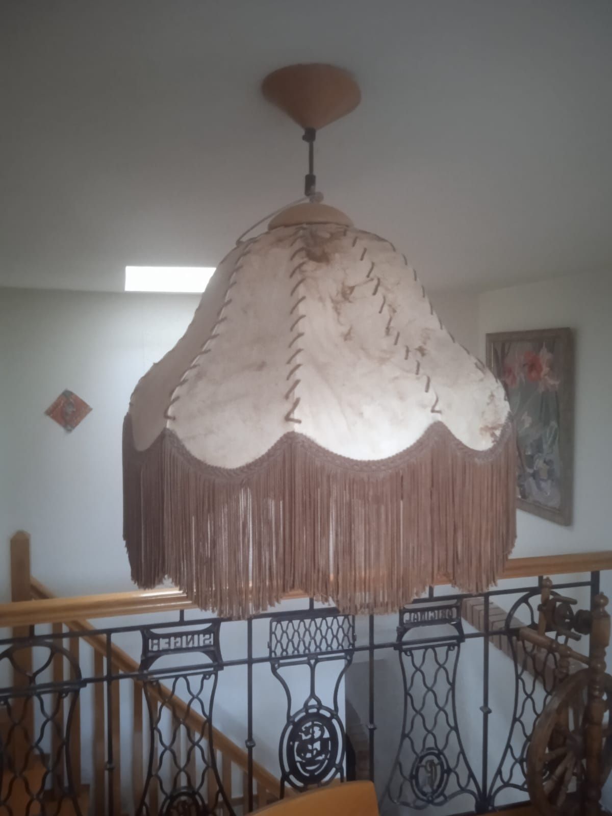 Lampa wisząca ze skóry naturalnej