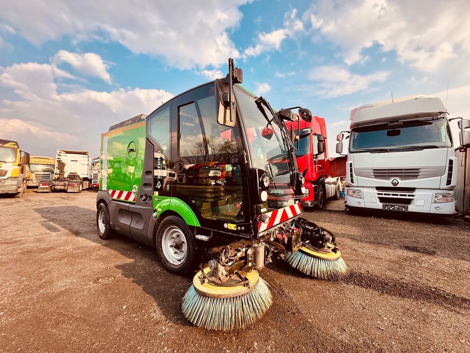 Azura Flex mc 210  Zamiatarka import Fr stan idealny