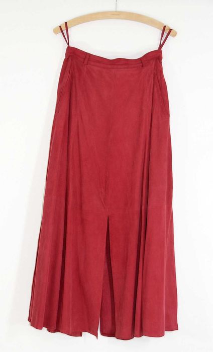 Komplet żakiet i spódnica skórzany miękki Alba Moda Millano R 38
