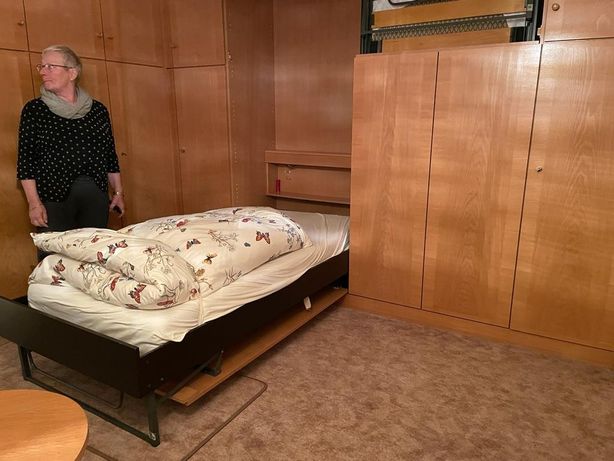 szafa z łóżkiem,  łóżko chowane w szafie