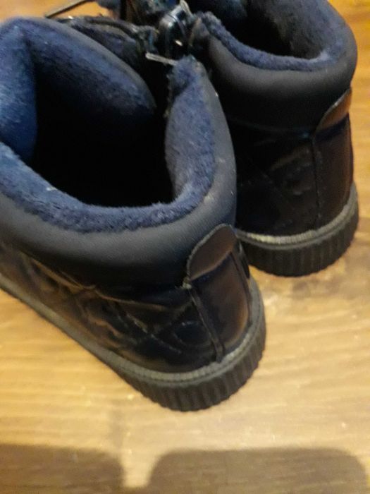 trzewiki pikowane dla dziewczynki