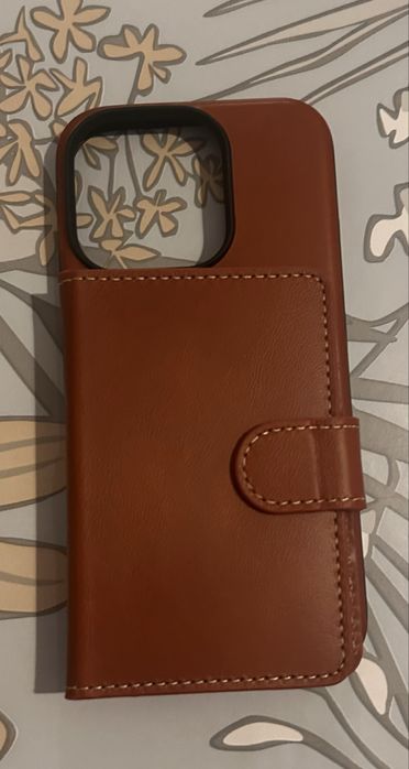 Capa com carteira iphone 16pro