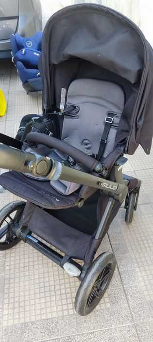 Conjunto carrinho + ovo isofix marca Jané