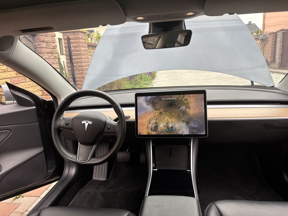 Tesla model 3 Dual motor