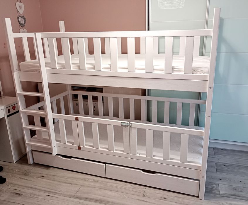 Łóżko drewniane dziecięce - piętrowe, klasyczne, domki.