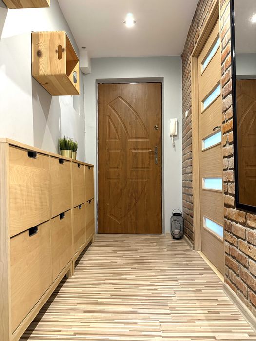 Duże dwupokojowe mieszkanie w dzielnicy Zdrój