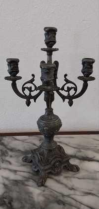 Antigo Candelabro VINTAGE com 3 Castiçais, ricamente trabalhado