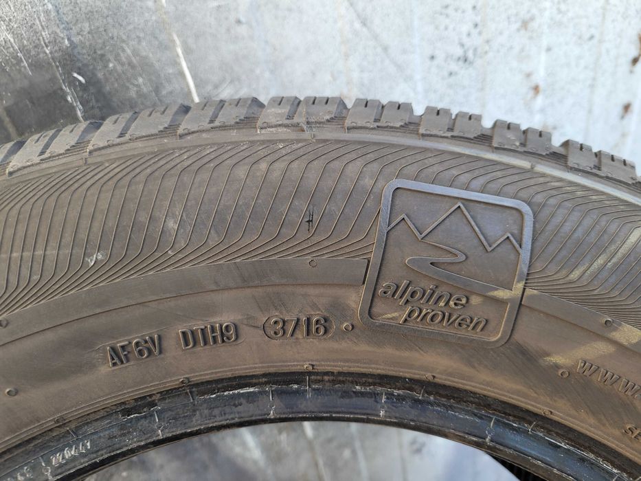 215/65/16 Semperit Speed-Grip 2  5,8mm 4szt