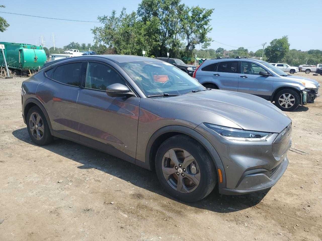 Автомобіль 2021 Ford Mustang Mach-E Select