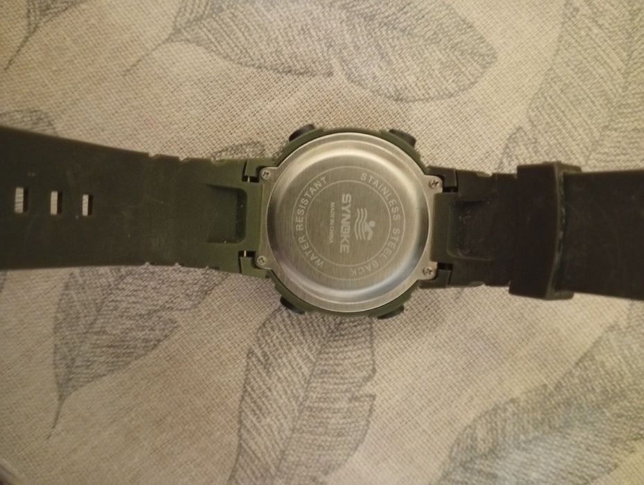 Продам смарт та цифровий годинник