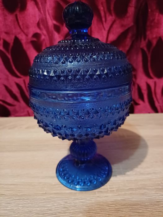 Cukiernica bąbonieraZąbkowice rąby I guziki kobalt